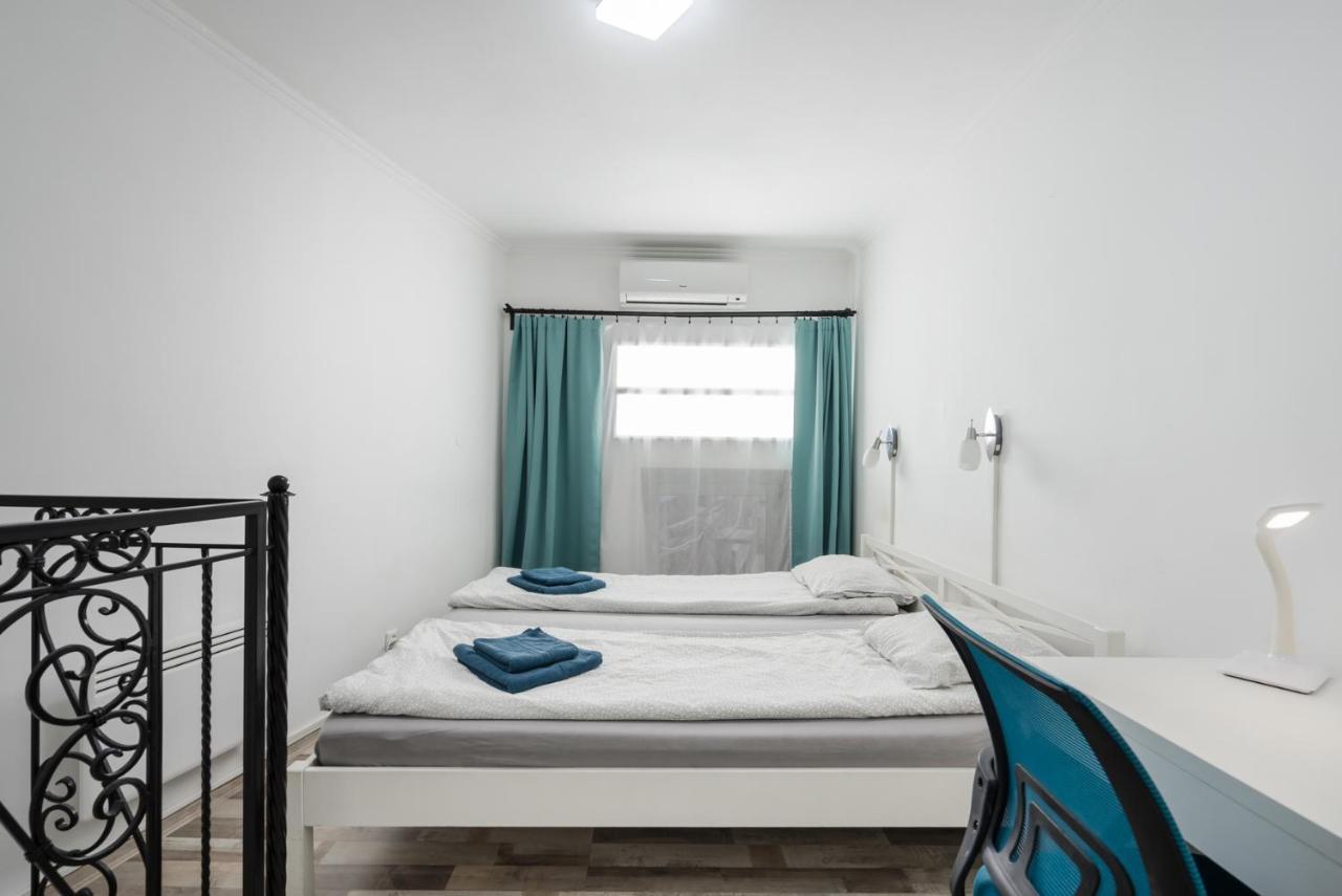 Bpr Simply Azure Apartment ブダペスト エクステリア 写真