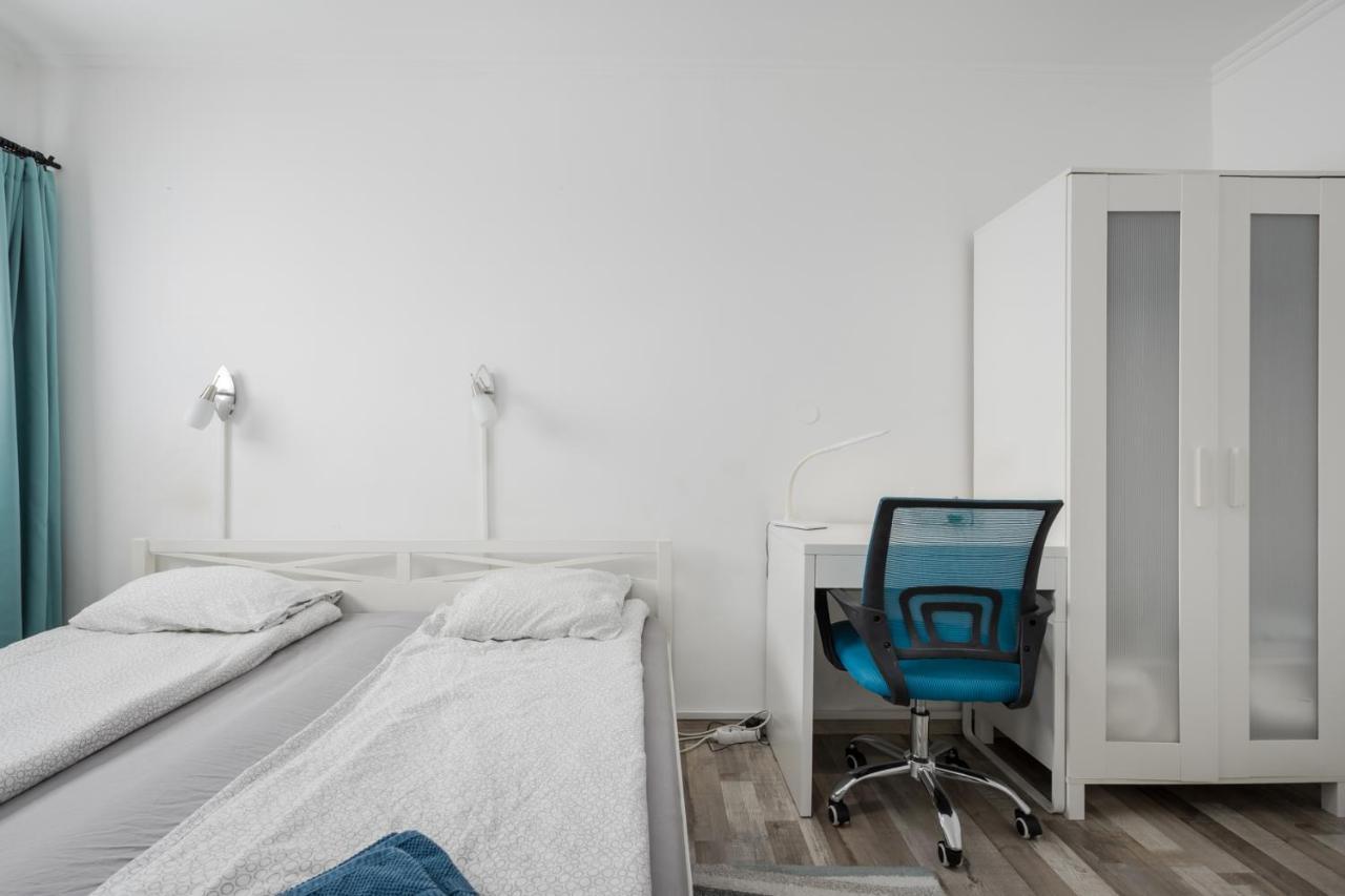 Bpr Simply Azure Apartment ブダペスト エクステリア 写真