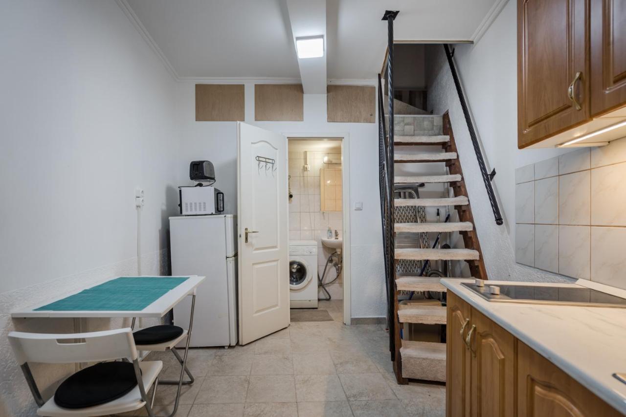 Bpr Simply Azure Apartment ブダペスト エクステリア 写真