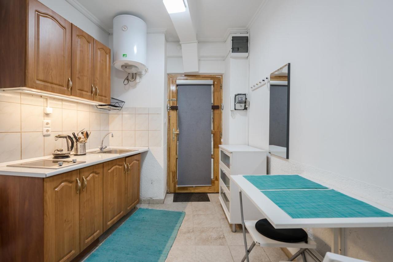 Bpr Simply Azure Apartment ブダペスト エクステリア 写真